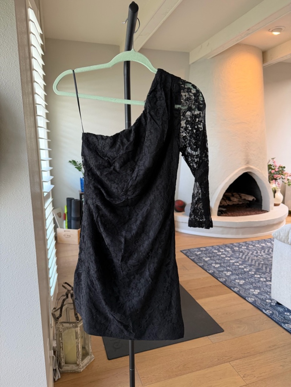 Express One-Shoulder Black Lace Cocktail Dress